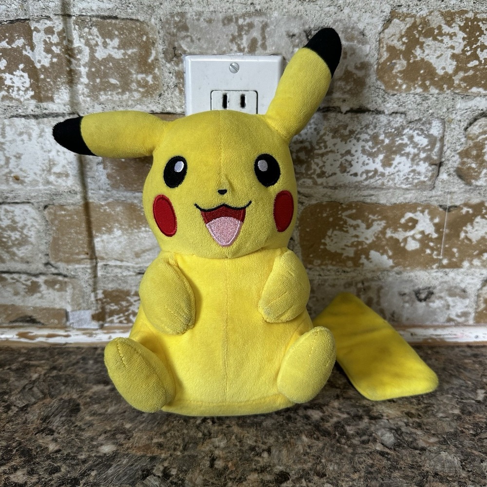 Pikachu Pokémon Nintendo Plush Stuffed Animal 8"2021 Jazwares